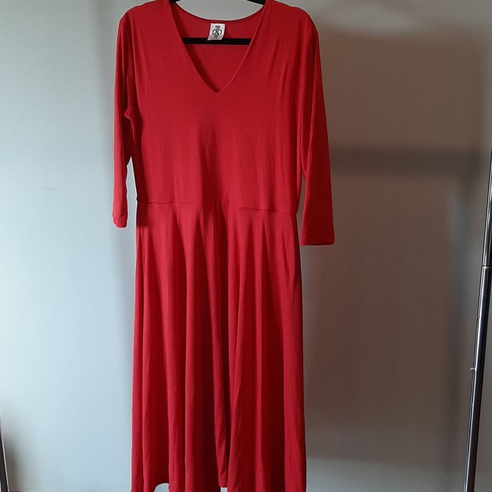 NWOT Agnes and Dora soft red maxi dress